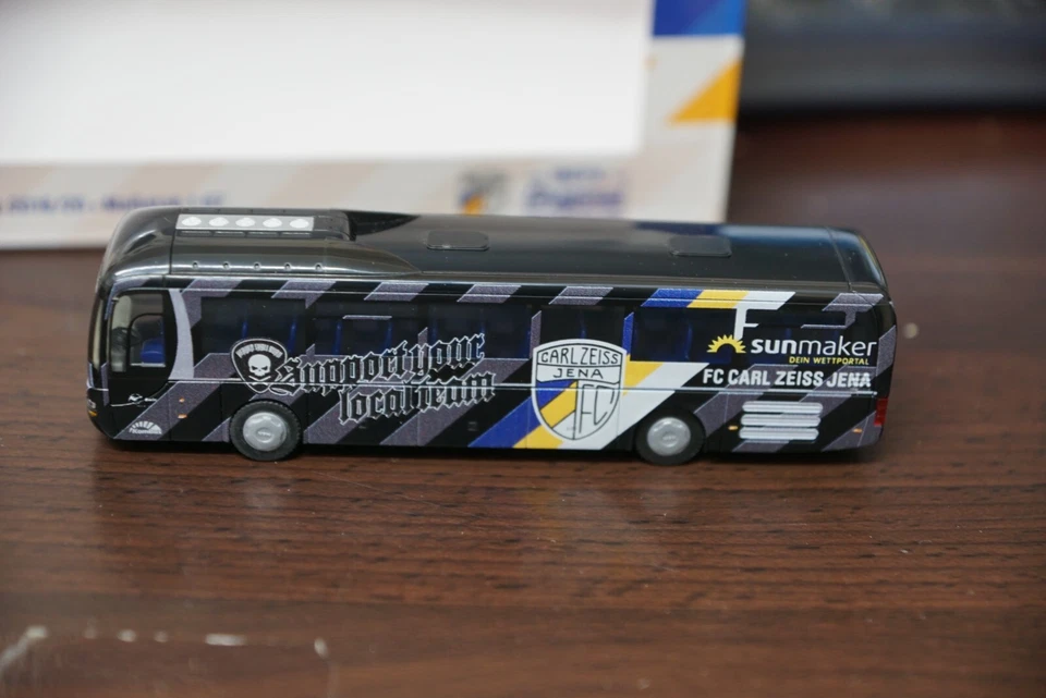 1:87 人狮子巴士 Rietze — 第 2/4 张图片