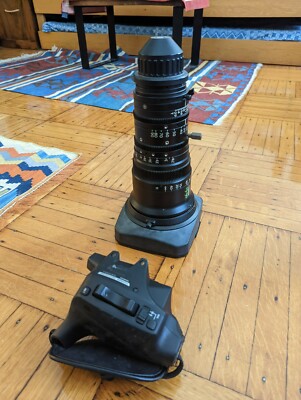Fujinon 19-90mm Zoom Cabrio T2.9 S35 PL Parfocal with servo and