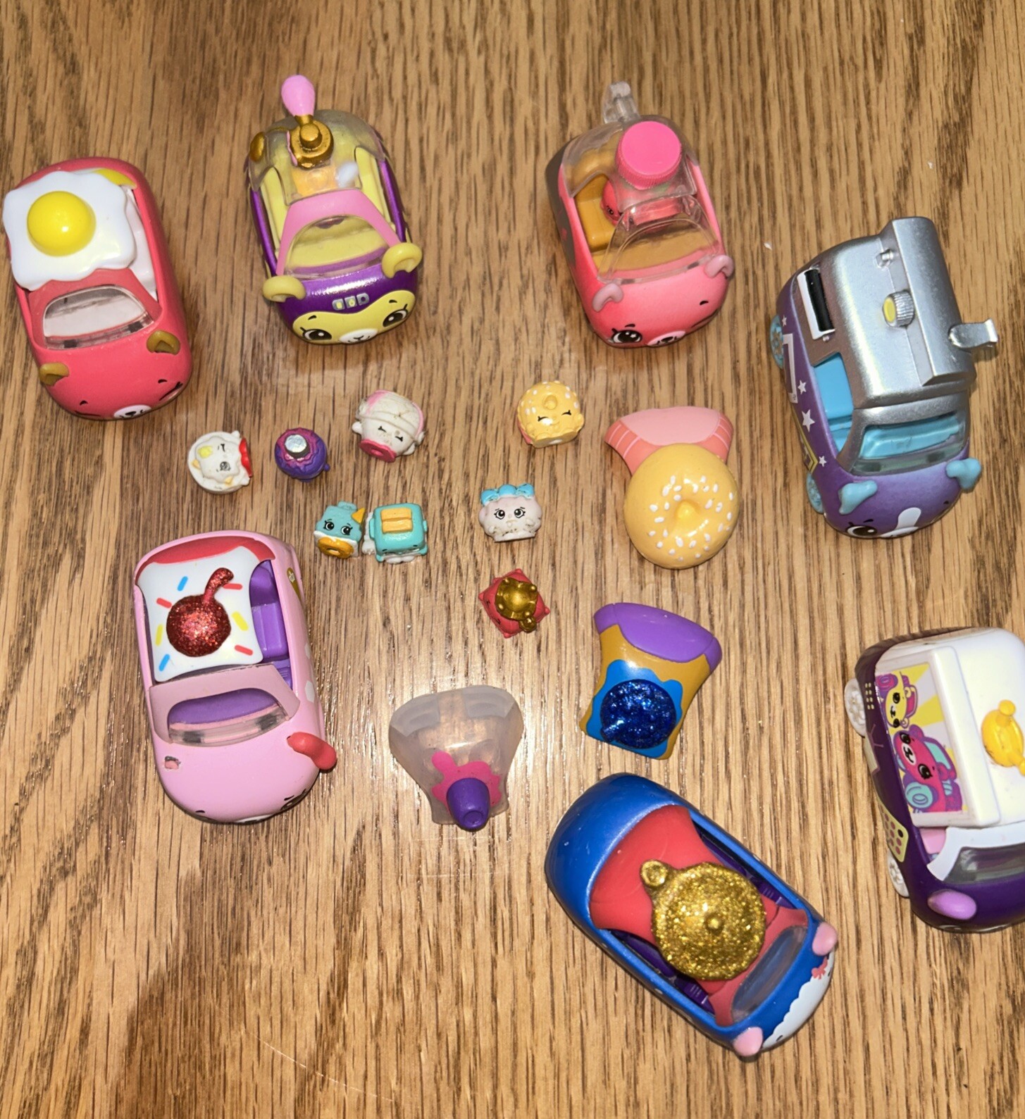 Shopkins Cutie Die Cast Cars Lot of Moose Toys Multicolor Ice Cream Truck Bagel