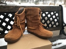 will seger mucklucks Size 11