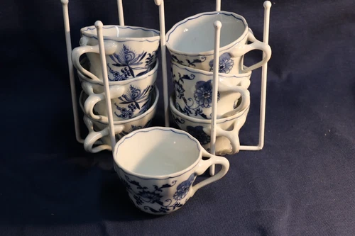 Blue Danube Blue Onion tea or coffee cup
