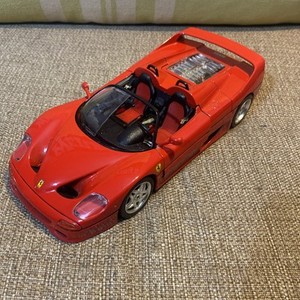 BURAGO 1/18 - Ferrari F50 Hard Top Rouge 1995 EUR 60,00 - FR