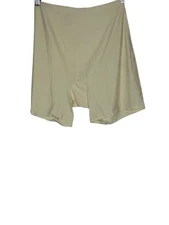 NWOT Truekind Womens Seamless Stretch Mid Waist Short 16-24 Shapewear Nude