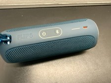 JBL Flip 5 Blue Portable Bluetooth Speaker