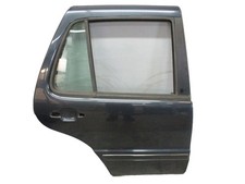 Tür Türe rechts hinten Smaragdschwarz 189 für MERCEDES M-KLASSE (W163) ML 270 Tür Türe rechts hinten Smaragdschwarz 189 für MERCEDES M-KLASSE (W163) ML 270