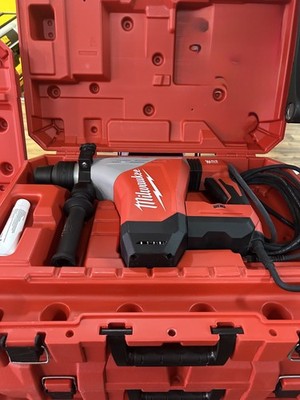 Milwaukee 5546-81 15 Amp SDS Max 1-3/4'' Rotary Hammer