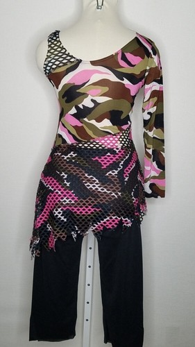 Boot Camp Adult X-Large New Dance Costume Hip Hop Camo Top With Capri Pants - Picture 6 of 13