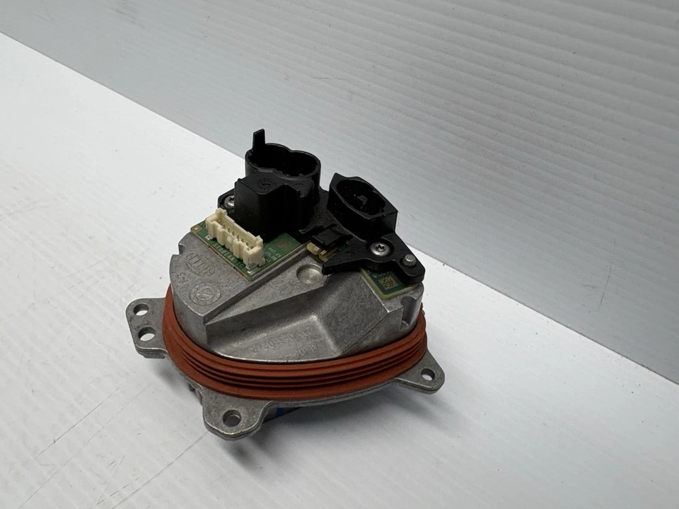 OEM para 21-22 BMW 530i 540i módulo de diodo de seta controle de computador - Imagem 3 de 4