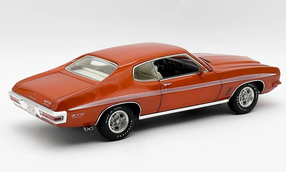 ACME Diecast A1801226 - 1/18 1972 Pontiac Lemans GTO Sundance Orange - Image 2 of 4