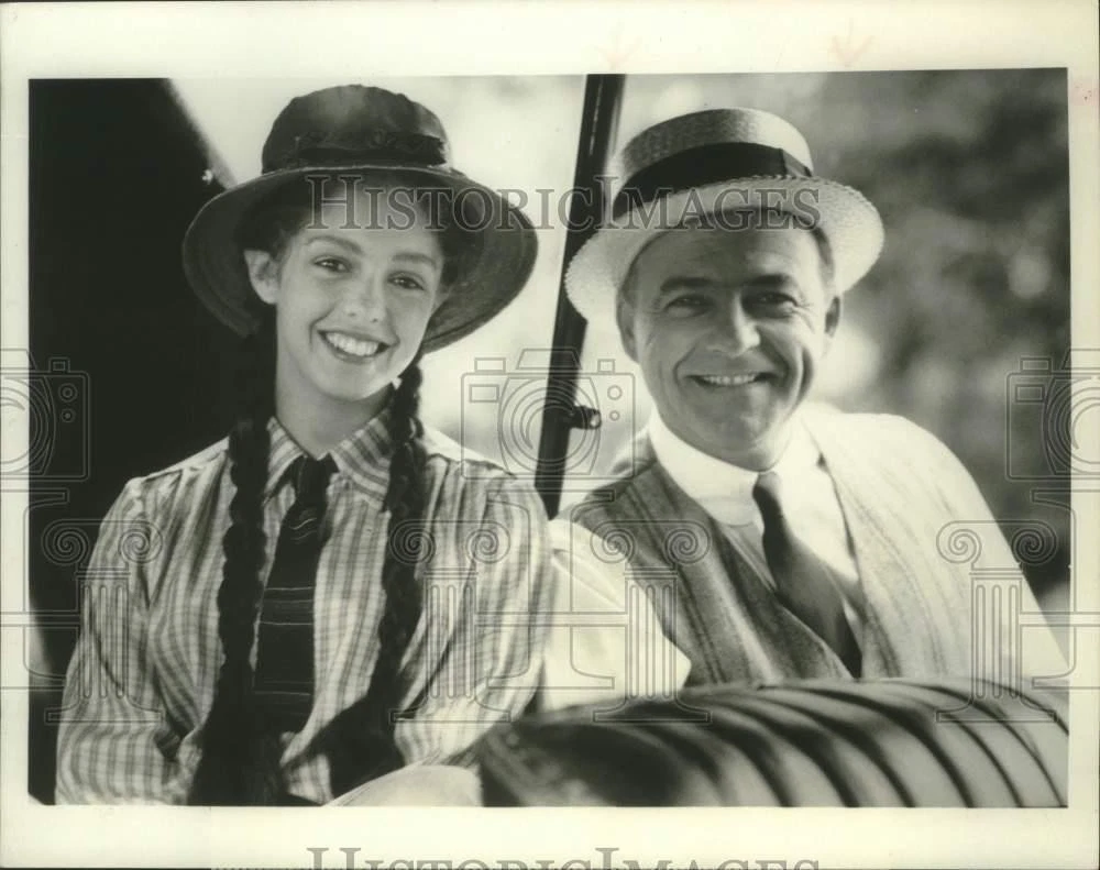 1977 Press Photo Actors Kathleen Beller and Ed Flanders in "Mary White" on ABC - 画像1/2