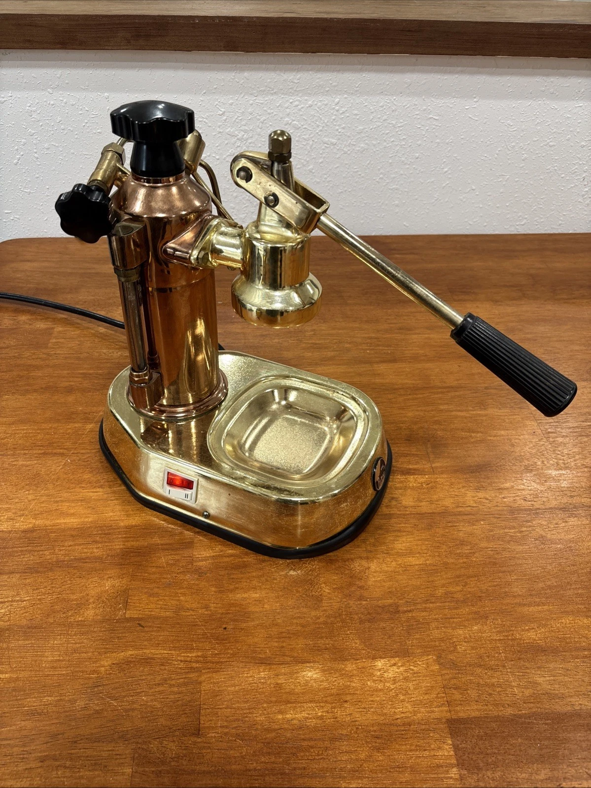 Vintage LaPavoni Europiccola 0.21gal Copper Brass Espresso Machine Made in Italy
Opens in a new wind