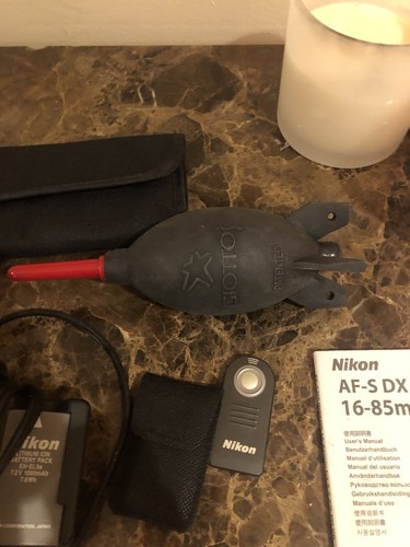 Nikon D5000 w/Lenses and Equipment - Nikon, Sigma Camera & Photography Equipment - Picture 15 of 17