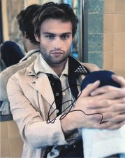 Douglas Booth Autographed Signed 8x10 Photo COA #11