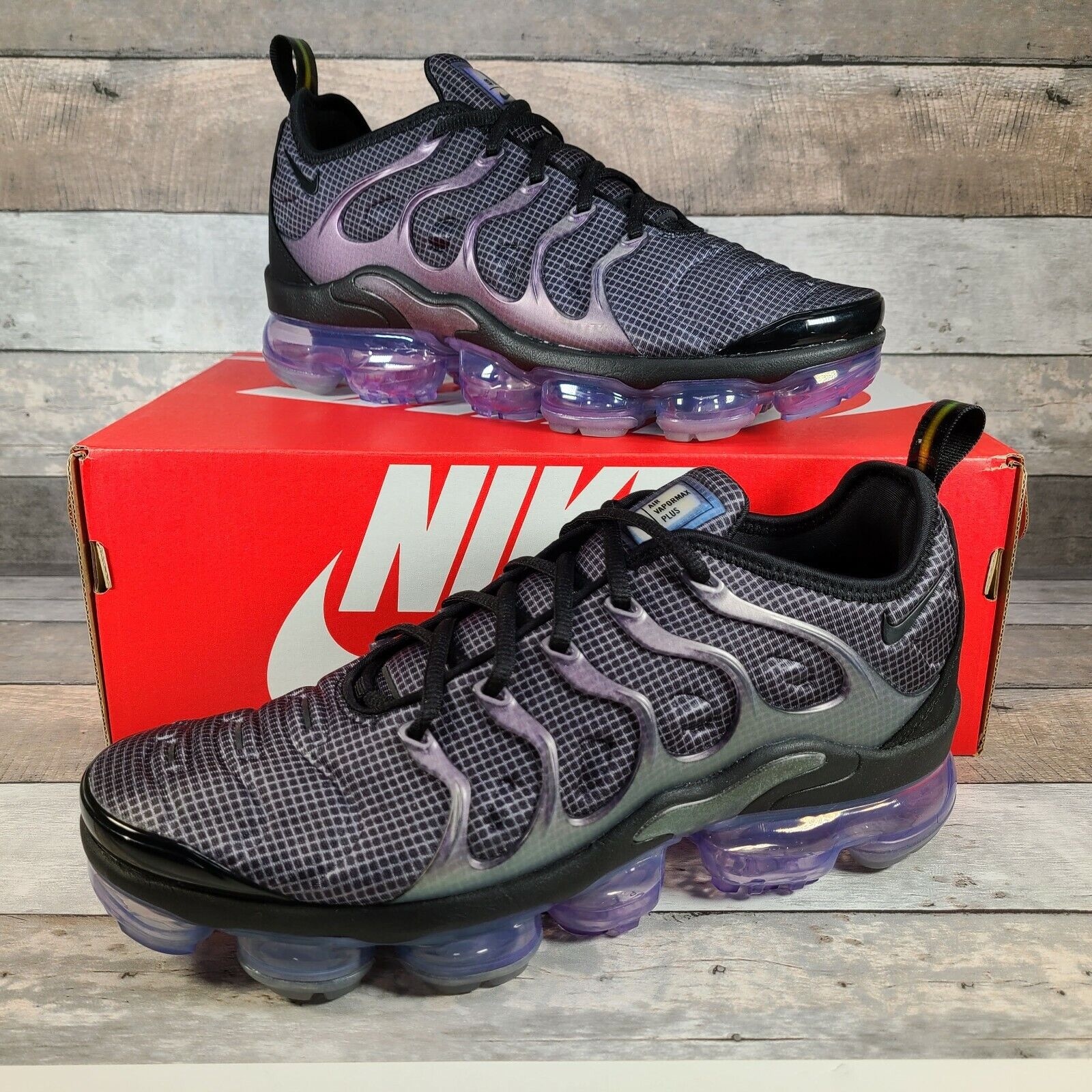 nike vapormax plus eggplant