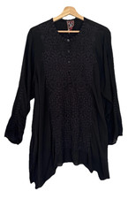 Johnny Was Rona Tunic Women  s XL Black Silk Embroidered Boho Long Sleeve Blouse