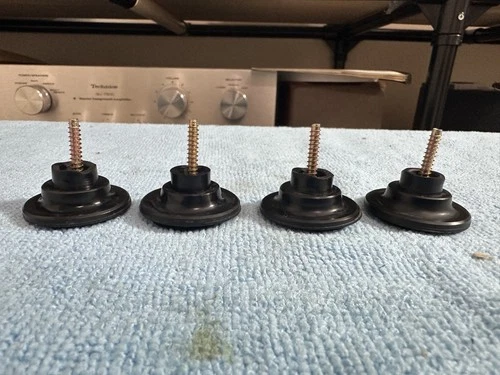 Technics SL-1600 Vintage Turntable parts original Isolation feet From Japan