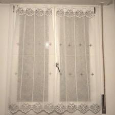 Tendina a vetro altezza cm 150 in più larghezze  bianca con ricamo grigio