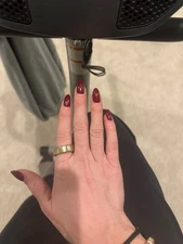 oura ring gen 4 size 9 gold comes with charger but no box