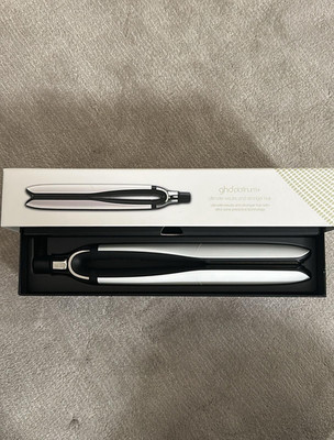 ghd platinum+ Glätteisen schwarz/weiß beschichtet aus Kunststoff