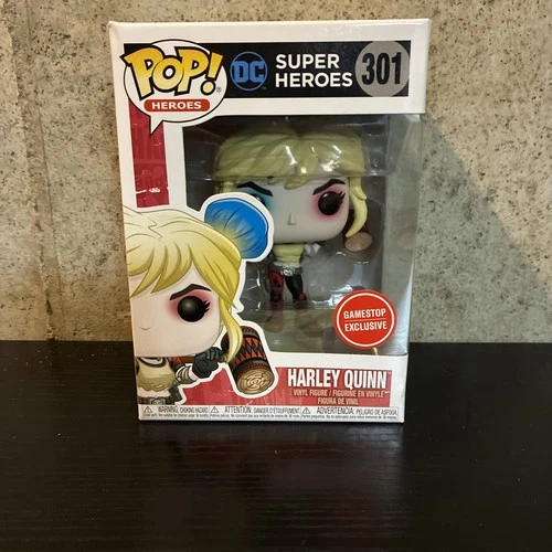 Funko Pop! Vinyl: DC Universe - Harley Quinn - GameStop (Exclusive) #301