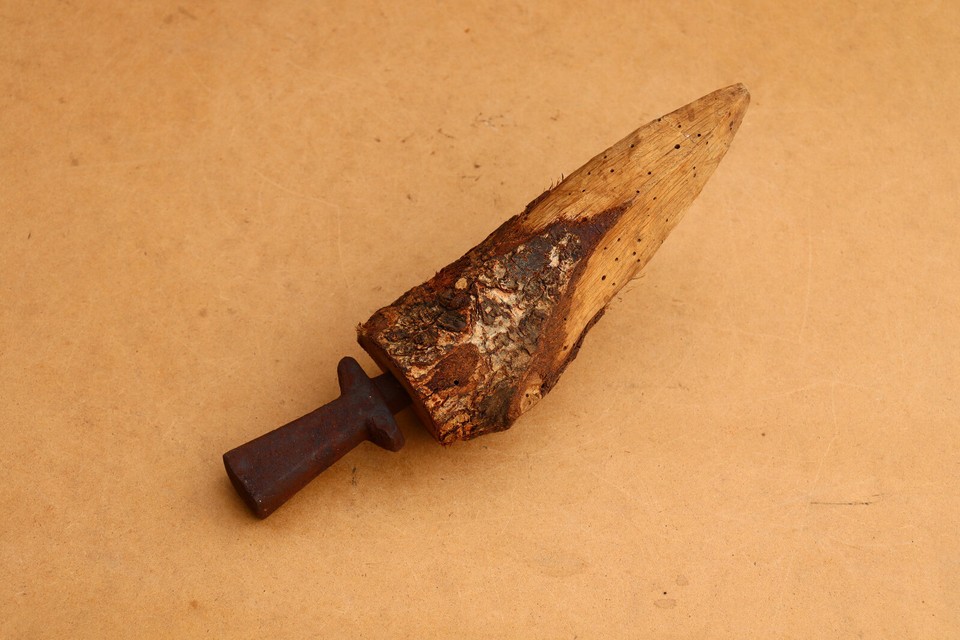 Antique Anvil Early Primitive Wood Handle Incus for Blade Sickles Tool ...