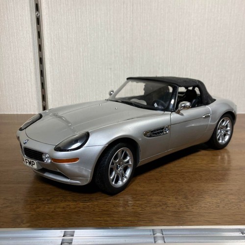 Discontinuednear Kyosho 1/12 Bmw Z8 007James Bond silver Cars, Trucks USED F/S - Picture 7 of 10