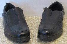 Boys Black Slip On Dress Shoes 4  