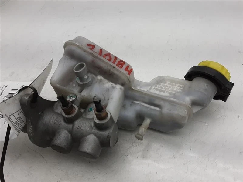 2007 2017 JEEP COMPASS Brake Master Cylinder Classic Style 05175093AA - Image 3 of 4