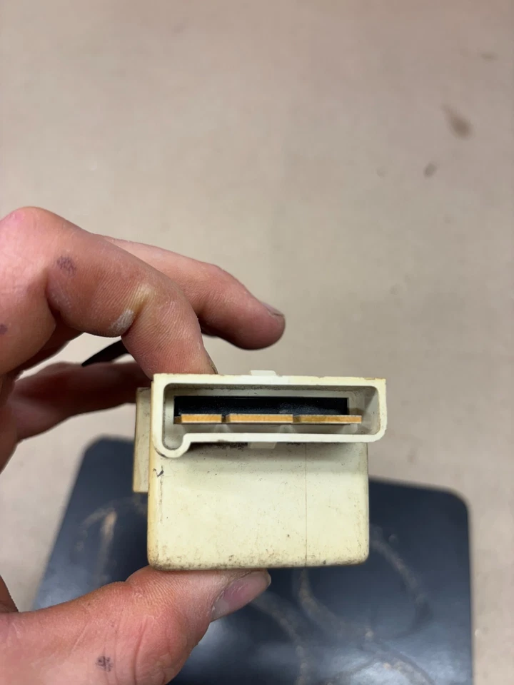 Dodge D100 D150 D350 1981 83 84 86 1987 módulo interruptor limpiaparabrisas intermitente proyecto Foto 3 de 4