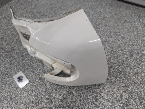 Mazda Miata 90-97 OEM Passenger Quarter Panel Corner Cut - Picture 5 of 8