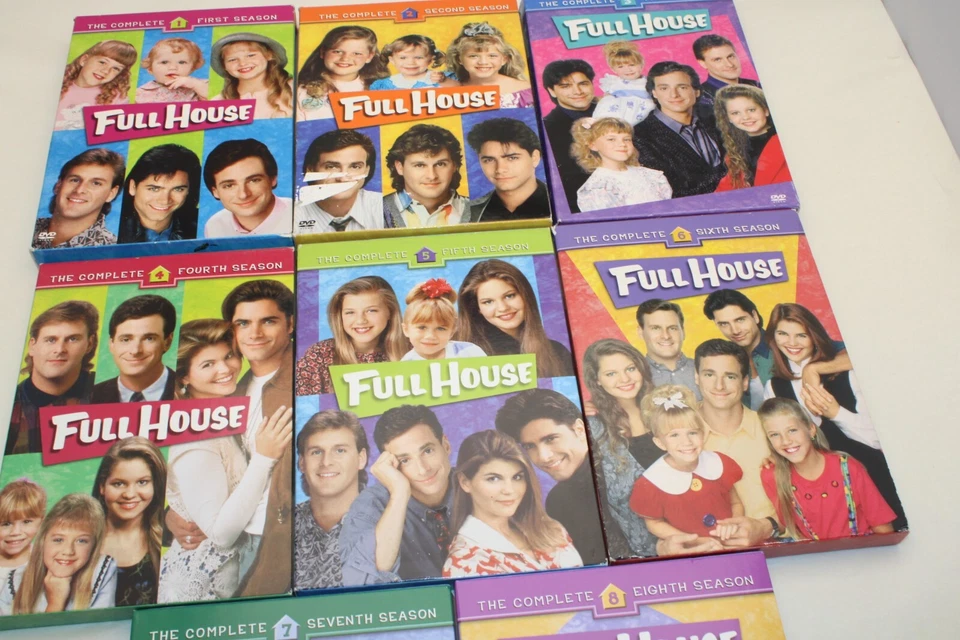 Full House: the Complete Series Seasons 1-8 DVD Set Bob Saget, John Stamos... - Imagem 3 de 4