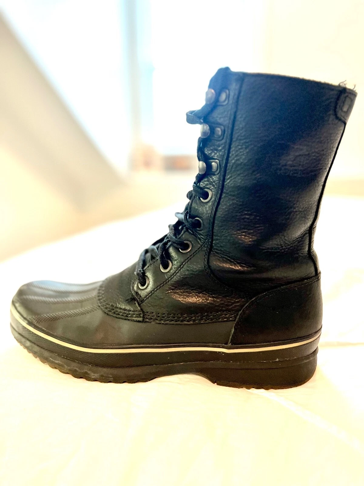 Sorel Black Leather and Rubber Waterproof Lace Boots