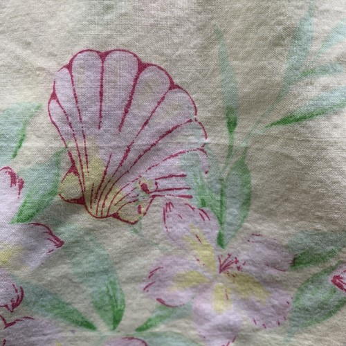Secret Treasures Woman’s Nightgown Beach Theme Yellow Seashells 48x45 Pockets - Picture 8 of 23