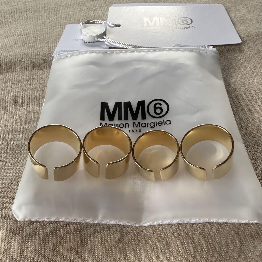 Maison Margiela MM6 Fork Rings set of 4 SS/2022 Brass 100 Maison Margiela MM6 Fork Rings set of 4 SS/2022 Brass 100