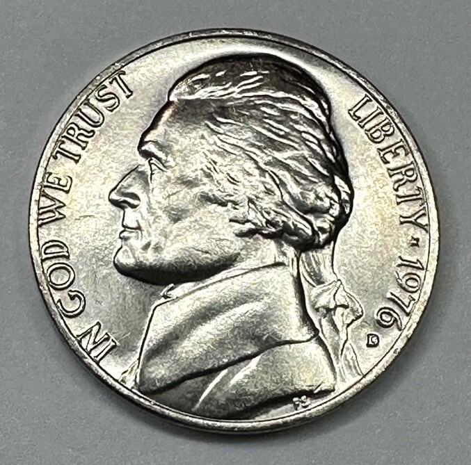 1976-D Jefferson Nickel 5cent Coin from US Mint Set. Uncirculated