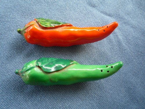 Vintage Giappone PEPERONCINI PICCANTI JALAPENO sale peperoncino shaker 4" rosso verde - Foto 2 di 5