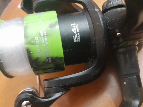 South Bend Worm Gear Light Action Spinning Fishing Reel Green Prespooled Line - Picture 4 of 6