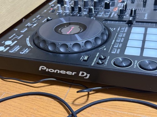 Pioneer DDJ-800 Rekordbox 2ch DJ Controller DDJ800 2-Channel Black USED(Working) - Picture 7 of 14