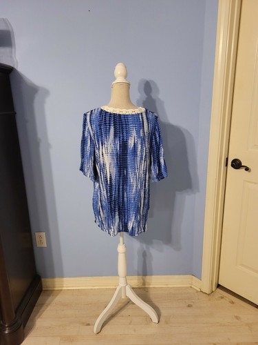 Blusa donna blu e bianca manica corta scollo a V Tacera taglia small - Foto 5 di 7