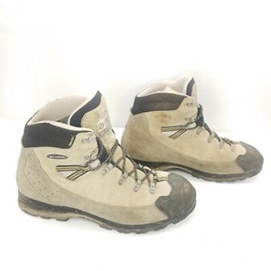 steampunk style boots