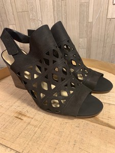 Vince Camuto Deverly 10M Cutout Nubuck Heeled Sandals Deverly Black | eBay