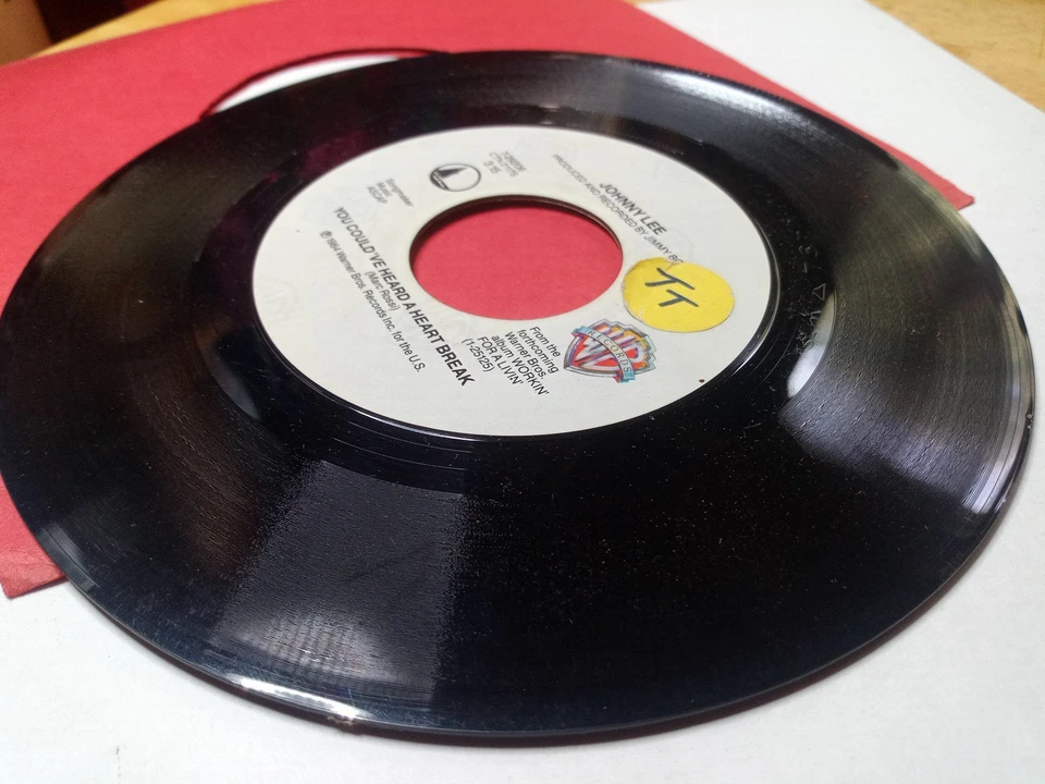 Johnny Lee - You Could've Heard A Heart Break, 7" Vinyl/45 RPM, 1984 - Imagem 2 de 3