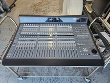 Avid Digidesign C24 Control Surface Mixer