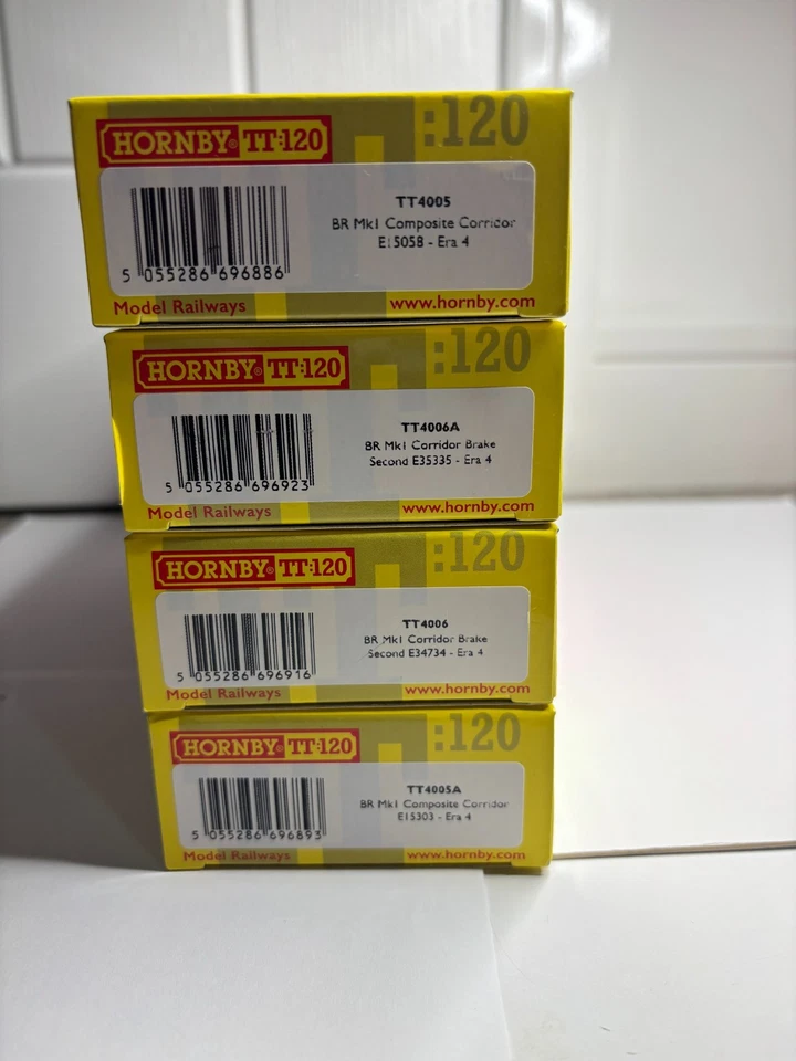 Hornby Rake of  TT4005 TT4005A TT4006 TT4006A. BR Crim/Cream Mk1 Coaches. BNIB. - Image 2 of 4