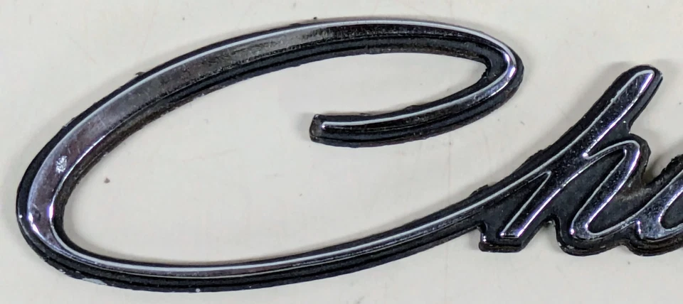 OEM Mopar 1970-74 Dodge "Challenger" Front Fender Emblem P/N #3445224 Original - Image 4 of 4