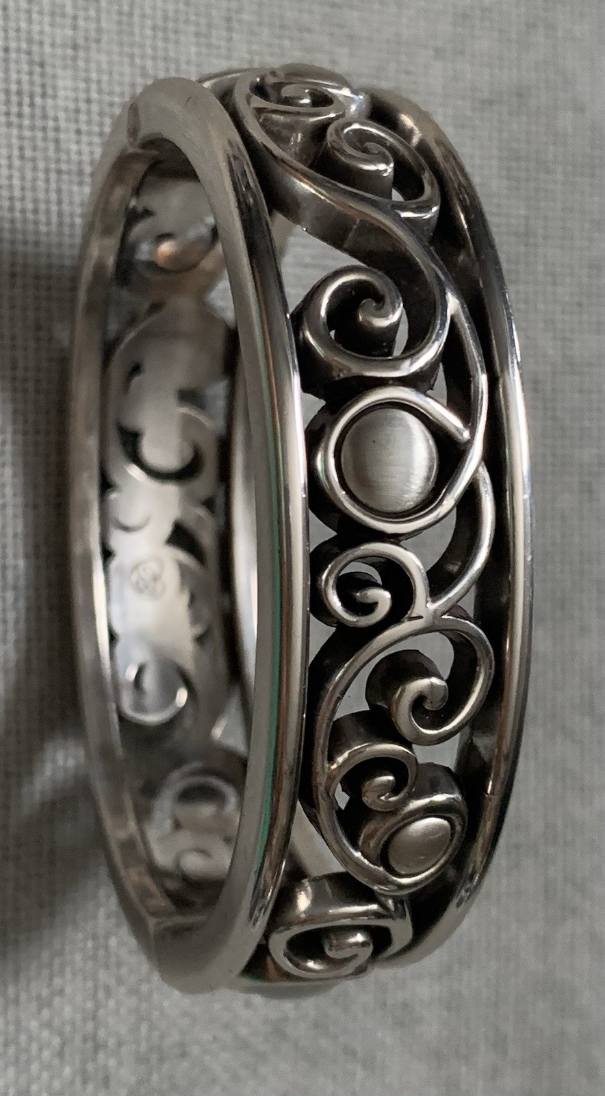 Brighton Spring Hinged Magnetic Close Silver Tone… - image 1