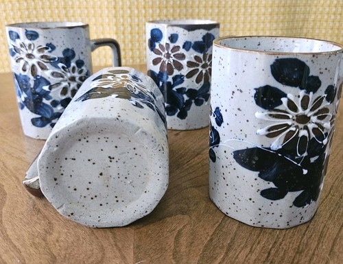 Set of 4 Vintage Otagiri Japan Stoneware Mugs Floral Blue Speckled Raised Design - Picture 6 of 6