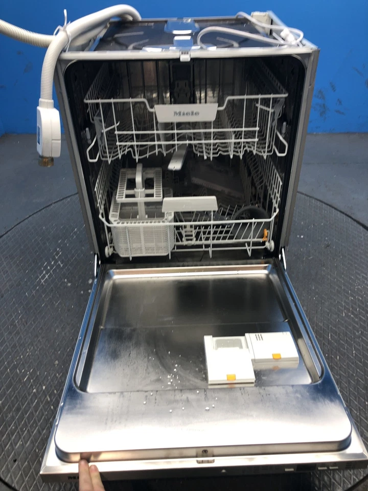 Miele G5150VI 60cm Integrated 13 Place Setting Dishwasher 37443 - Image 3 of 4