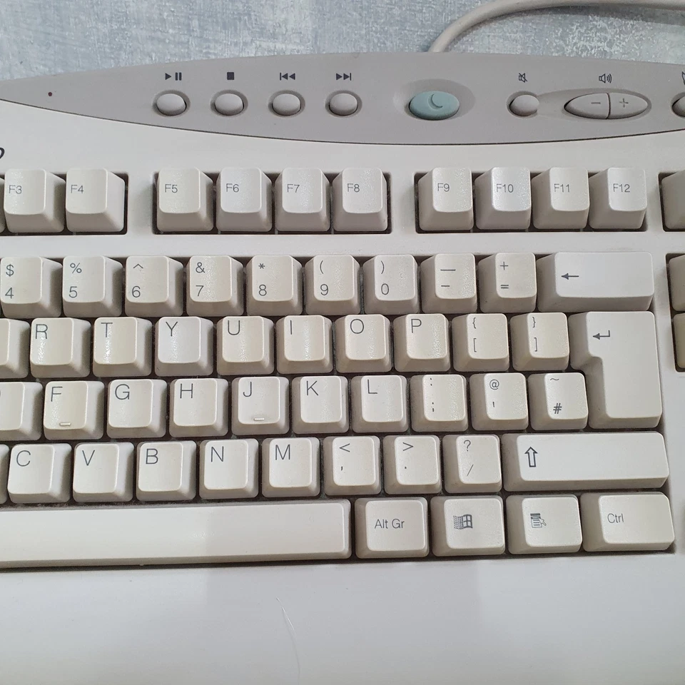 Vintage PC Keyboard COMPAQ PRESSARIO Beige P/S2 Input GYUR55SK Retro Gaming - Image 4 of 4