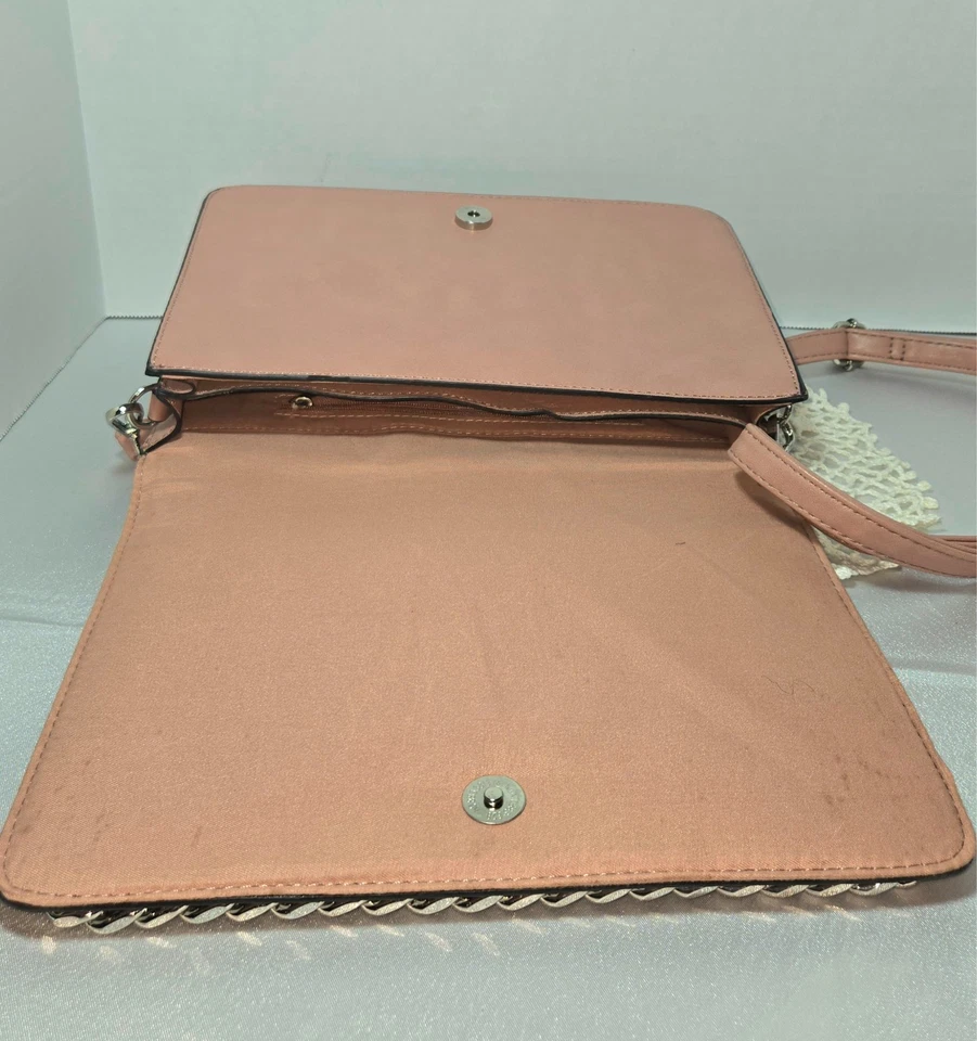 Bandolera Aldo, Lentejuelas/Flores con Cuentas con Decoración de Cadena de Metal (GBR HE.CC) Foto 3 de 4